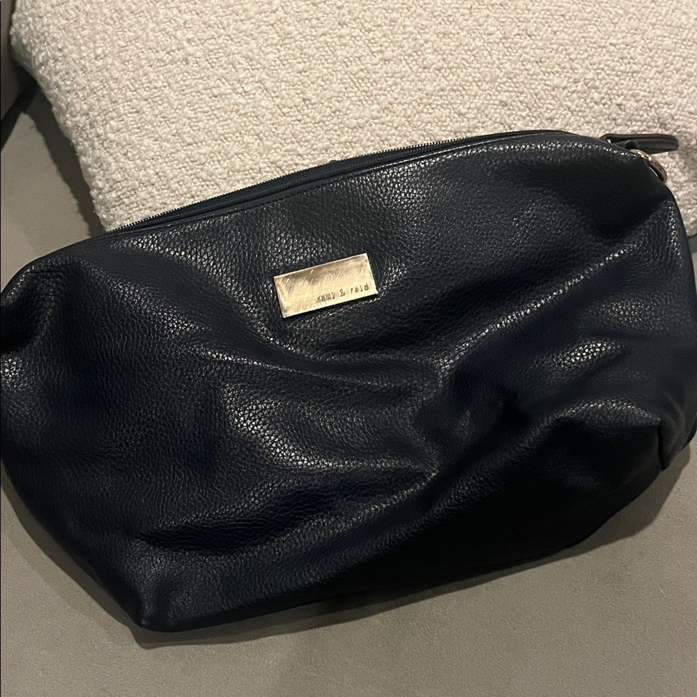 Elegant Navy Blue Leather Tote
